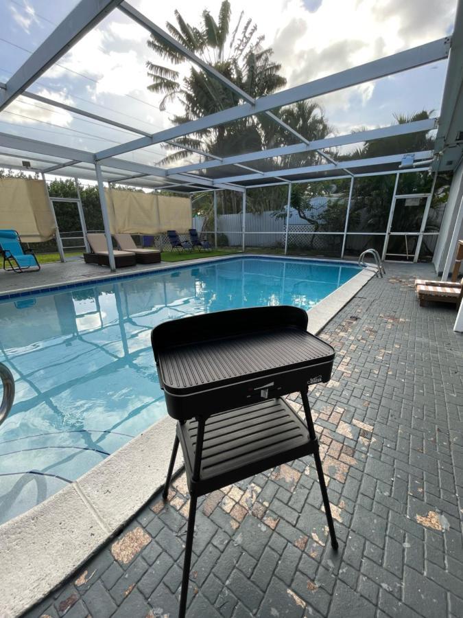 Villa Pool Vacation Hollywood Esterno foto